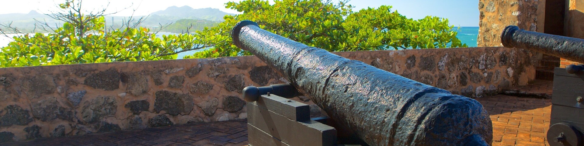 Fort San Felipe featuring heritage elements and military items