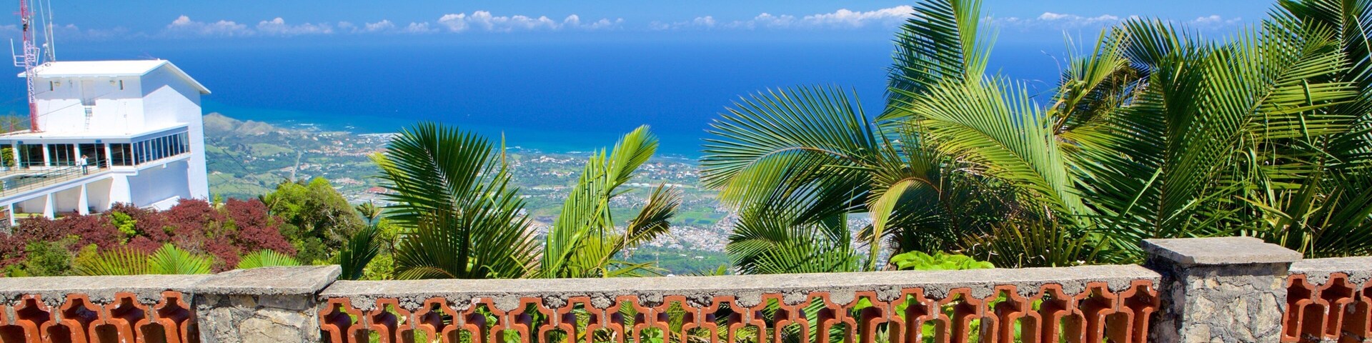 Pico Isabel de Torres featuring general coastal views