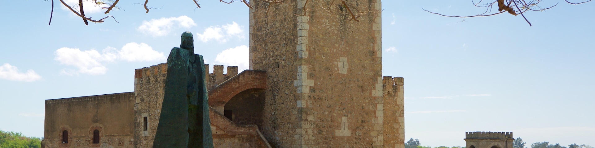 Fort Ozama featuring heritage architecture, heritage elements and a castle