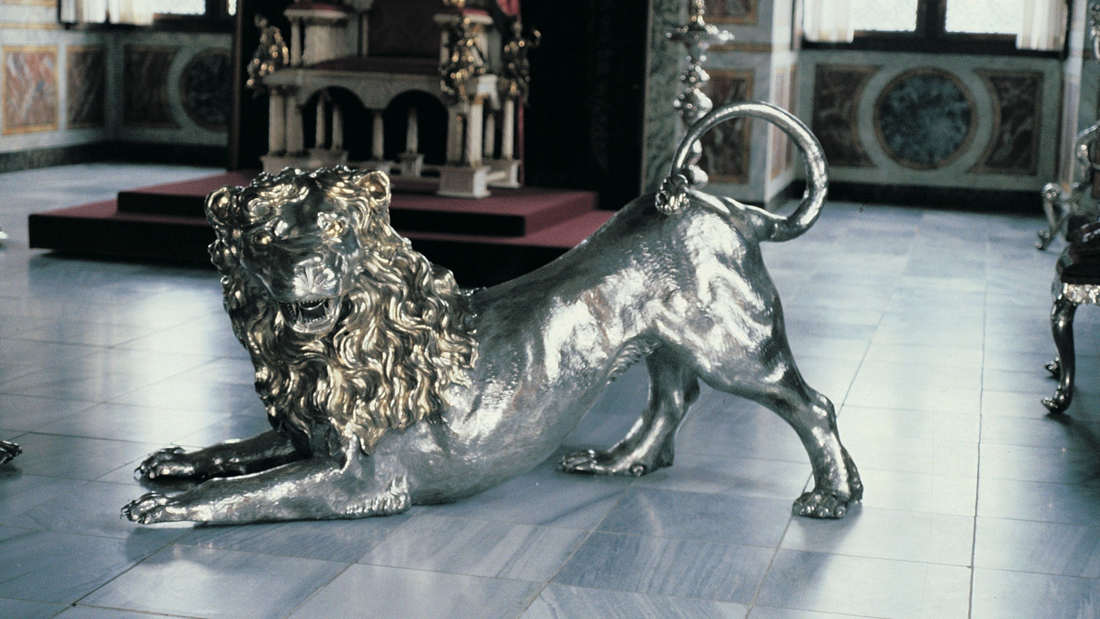 Rosenborg Castle featuring interior views, heritage elements and a castle