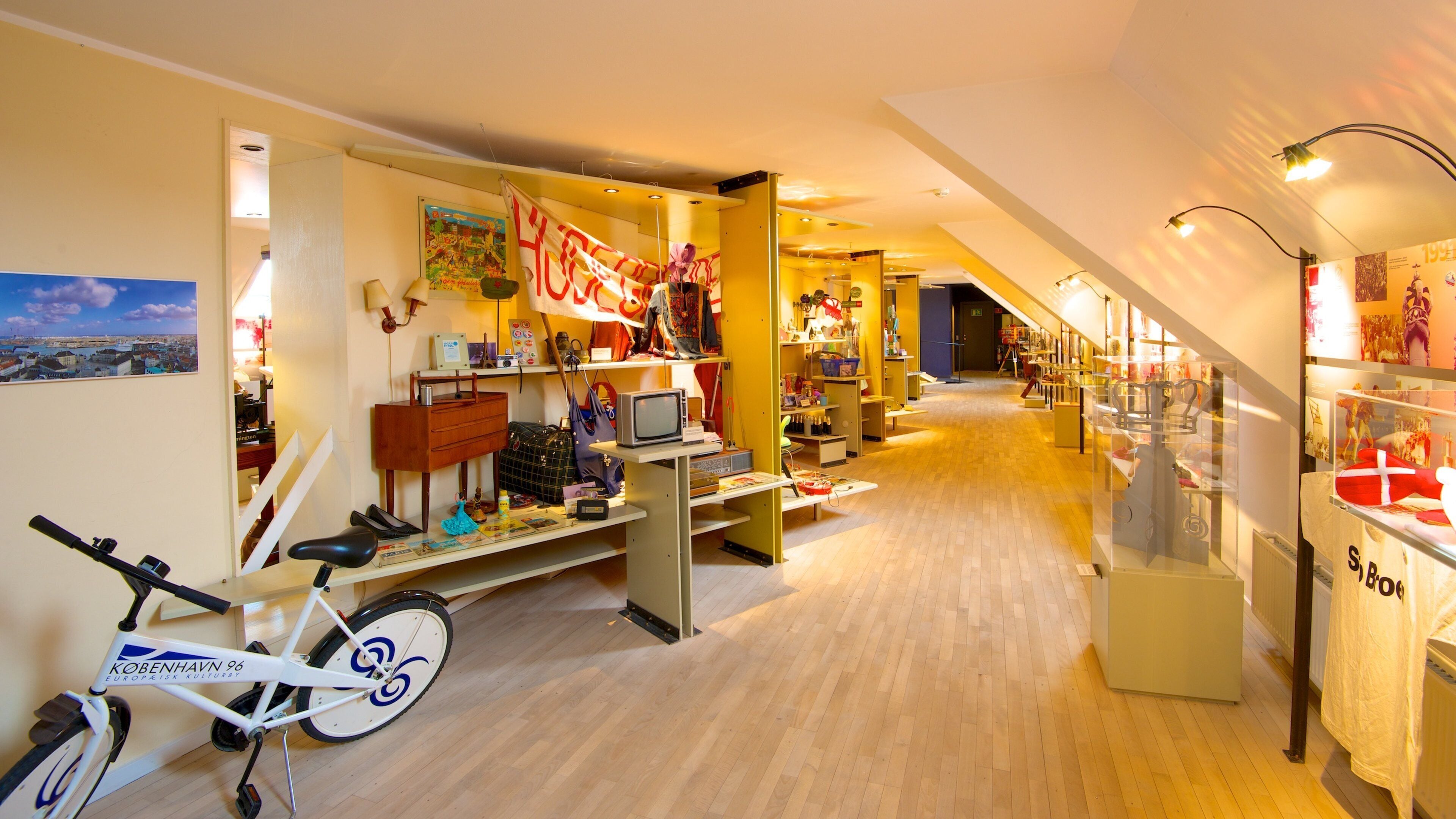 City Museum featuring interior views