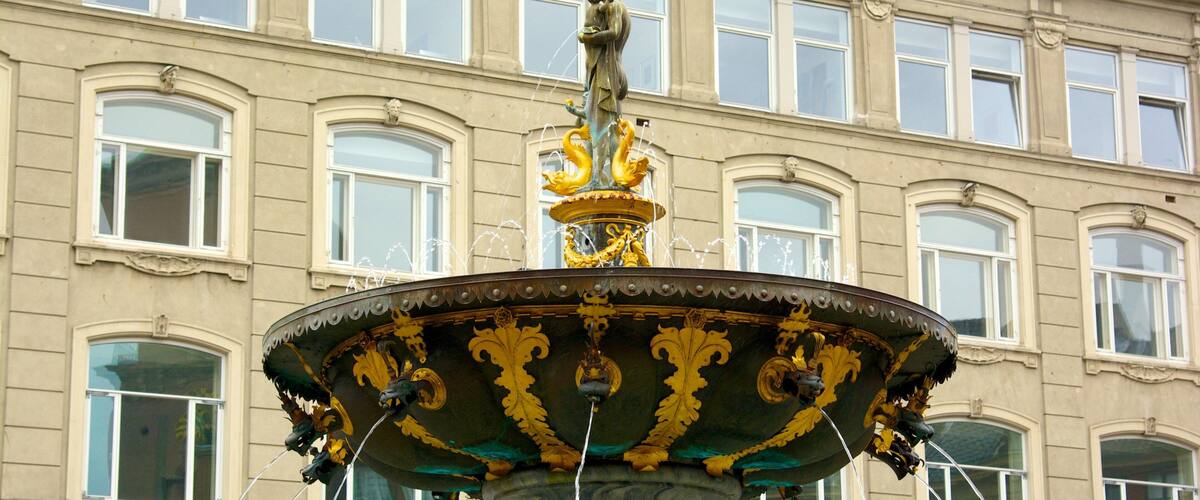 Caritasbrønden montrant fontaine
