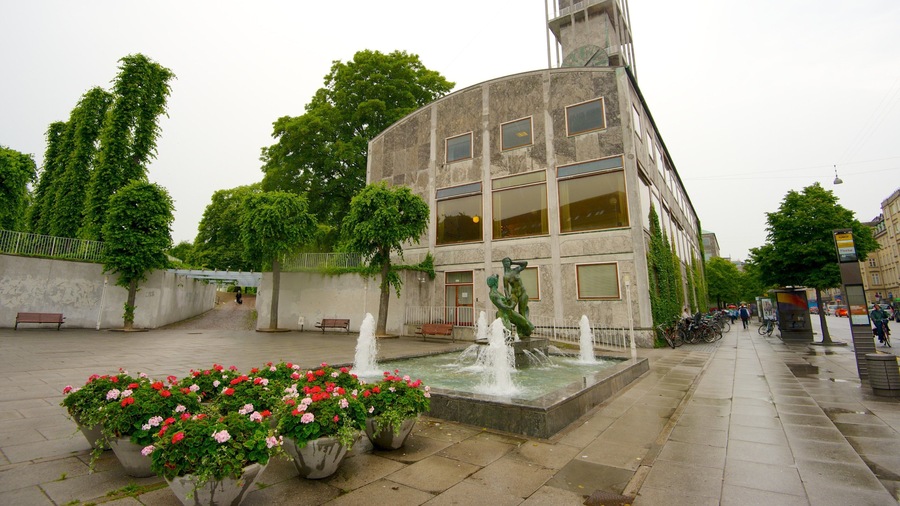 Aarhus City Hall featuring street scenes, flowers and heritage elements