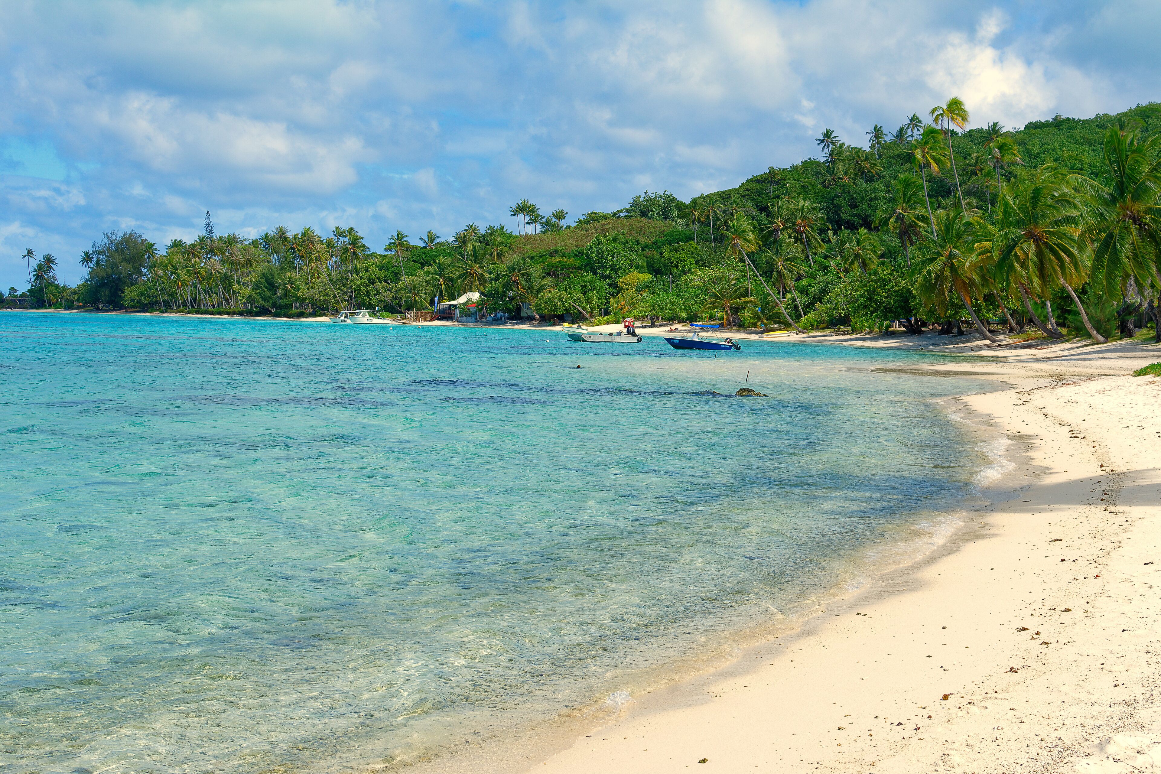 plage de matira a bora bora - polynesie francaise