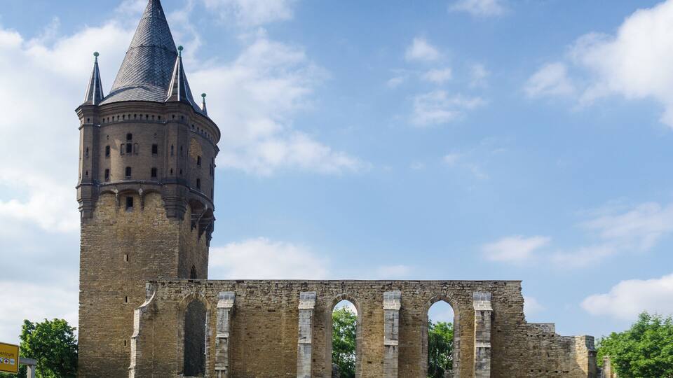 This is a picture of the Baudenkmal (cultural heritage monument) according to the Cultural Heritage Protection Law of Saxony-Anhalt with the ID