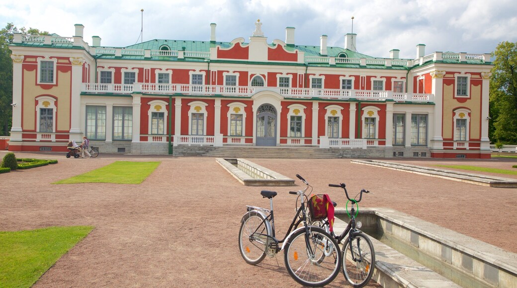 卡德李奧宮殿 设有 歷史建築