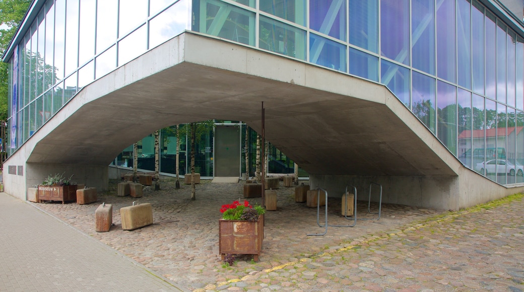 Okkupasjonsmuseum fasiliteter samt moderne arkitektur