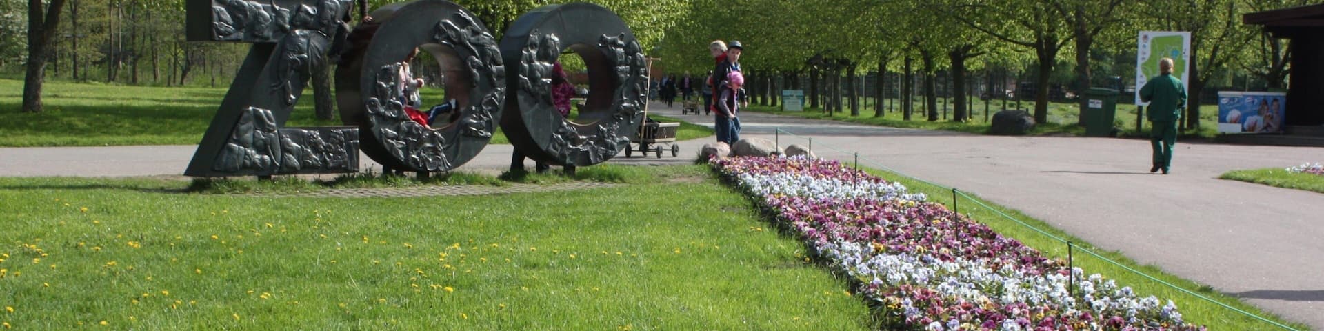 Tallinn Zoo showing a garden, zoo animals and flowers