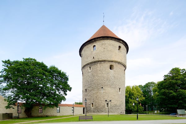 Kiek in de Kok and Bastion Passages Museum which includes a garden and heritage elements