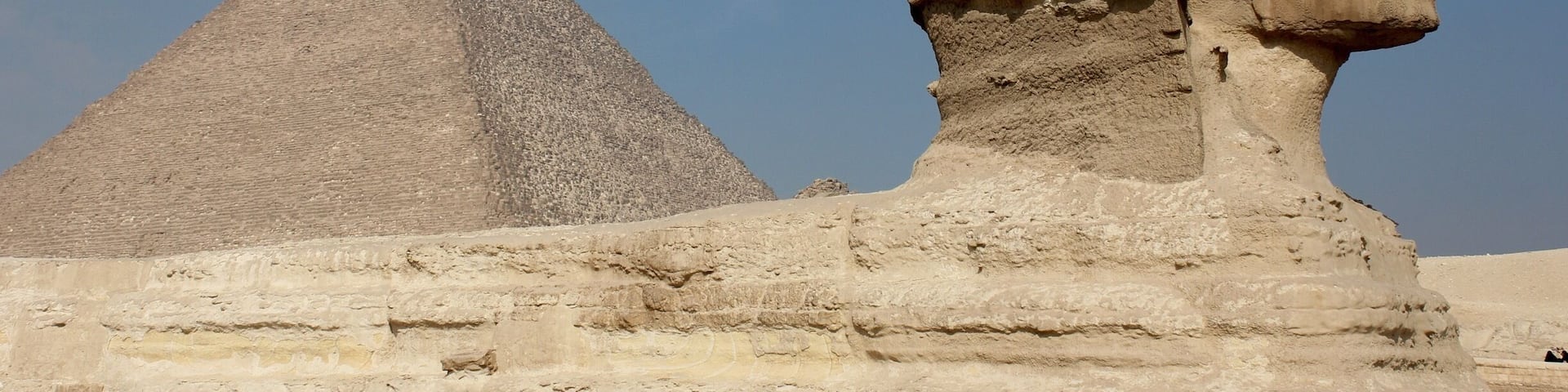 The pyramids of Giza and the Great Sphinx.
#troveon #egypt #sphinx #BestOf5 #StunningStructures #InStone