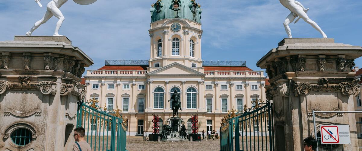 Schloss Charlottenburg featuring a castle and heritage architecture