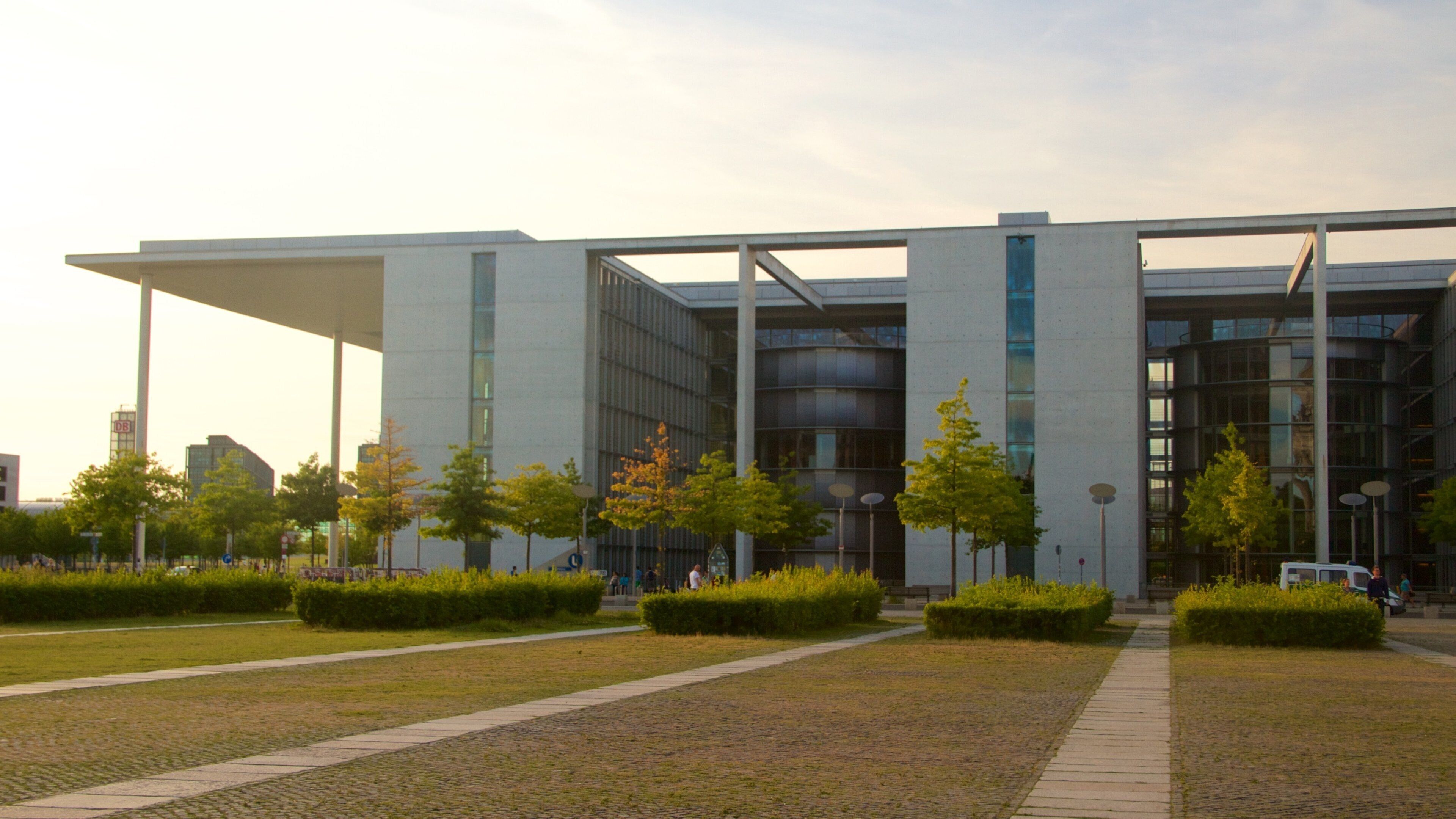 Bondskanselarij toont moderne architectuur