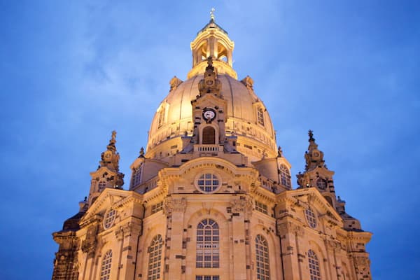 Neumarkt das einen Kirche oder Kathedrale