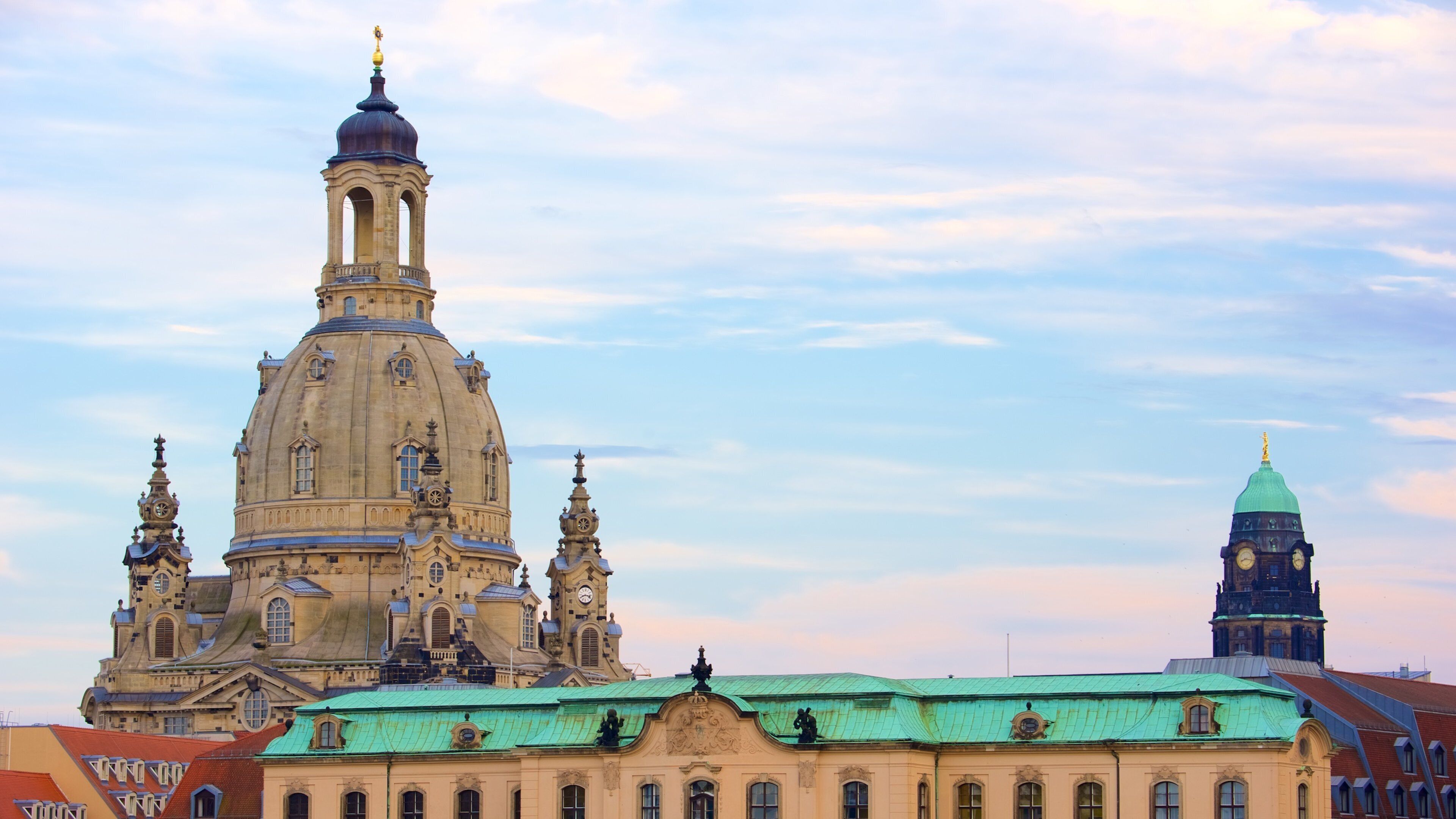 Church of Our Lady showing a church or cathedral