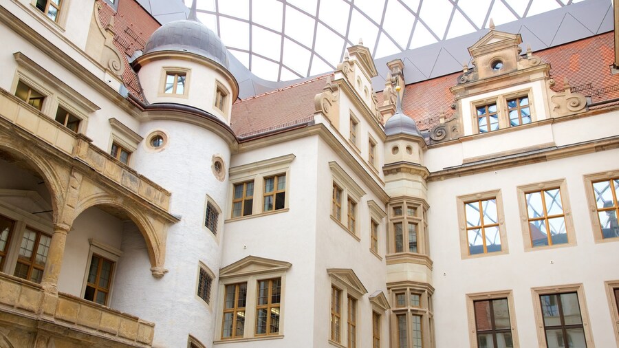 Dresden có tính năng cảnh nội thất