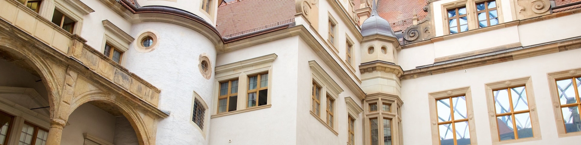 Dresden showing interior views