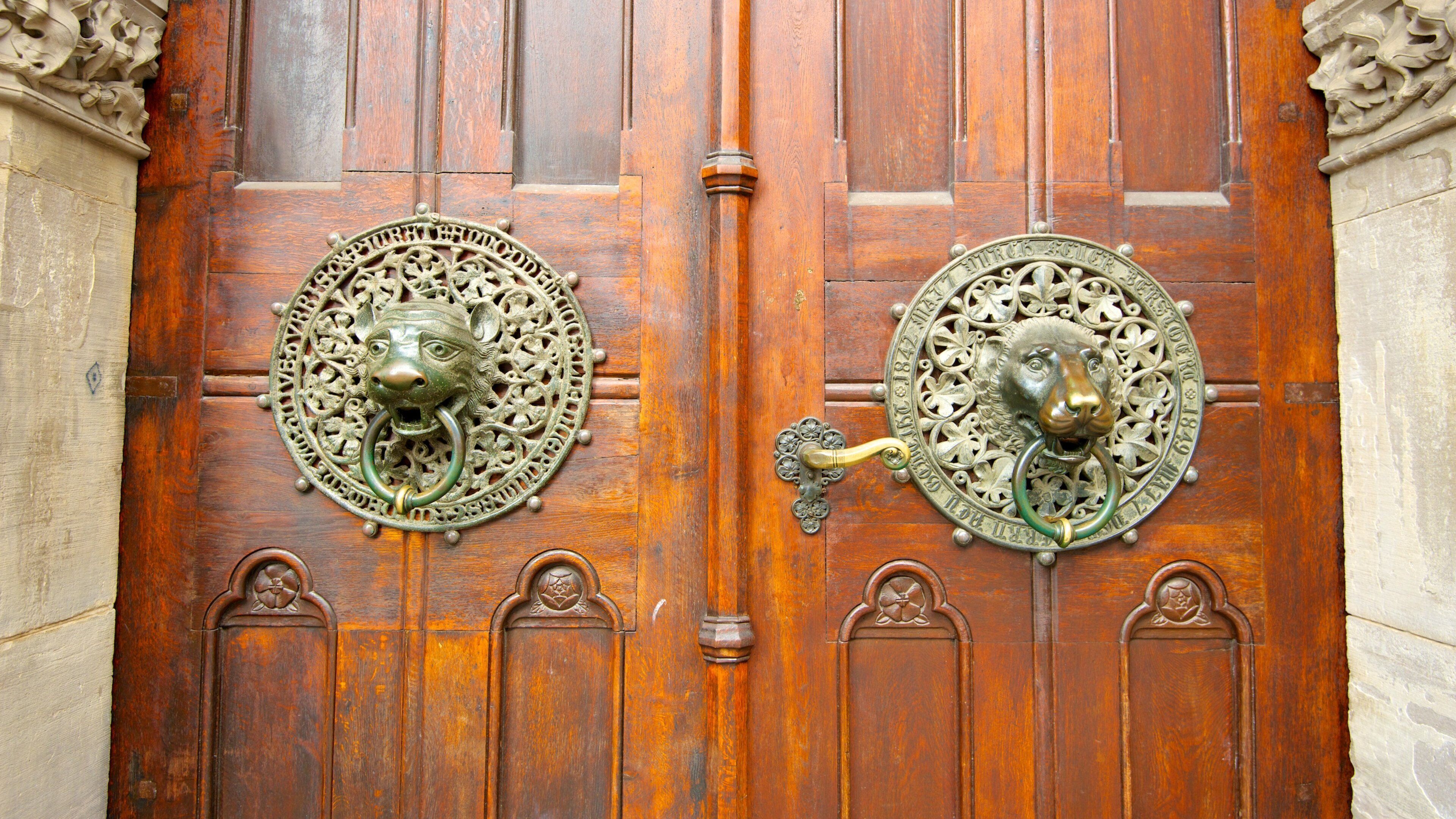 St. Peter\'s Church which includes a church or cathedral