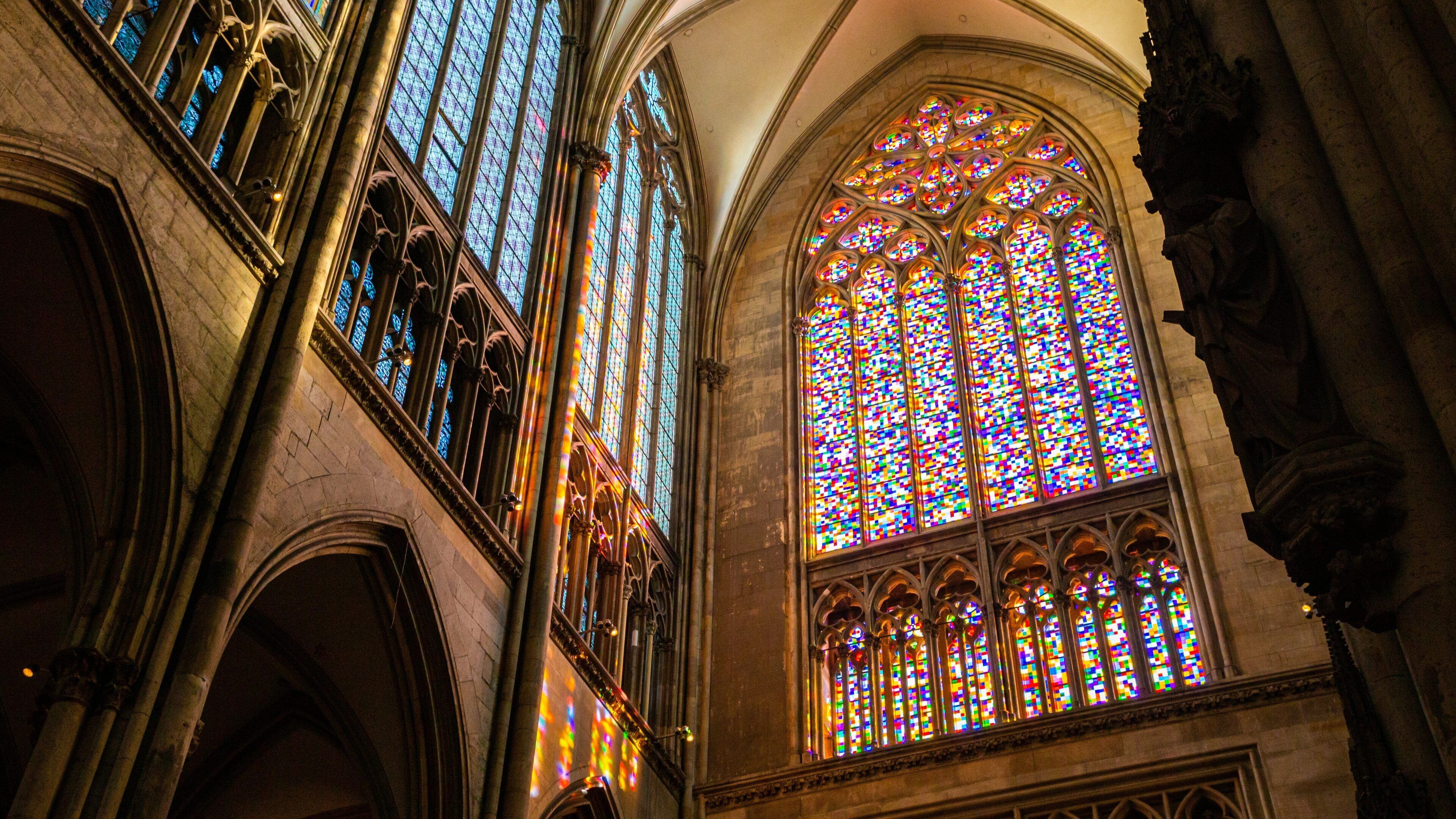 Cologne Cathedral showing a church or cathedral, heritage elements and interior views