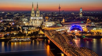 Cologne Cathedral featuring landscape views, night scenes and heritage architecture