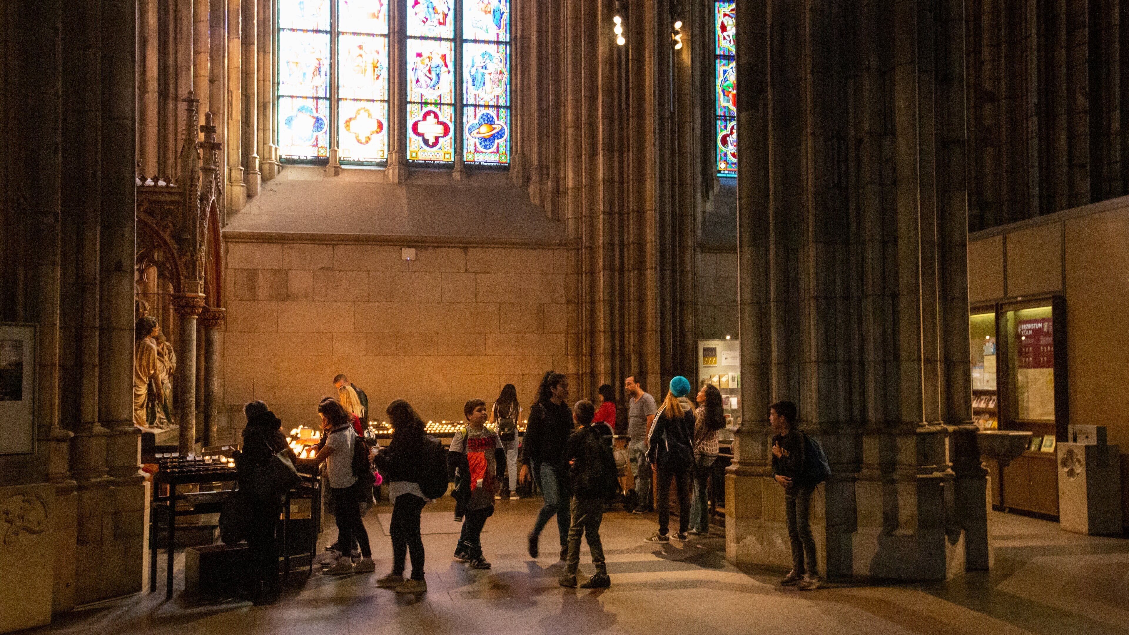 Cologne Cathedral showing heritage elements, interior views and a church or cathedral