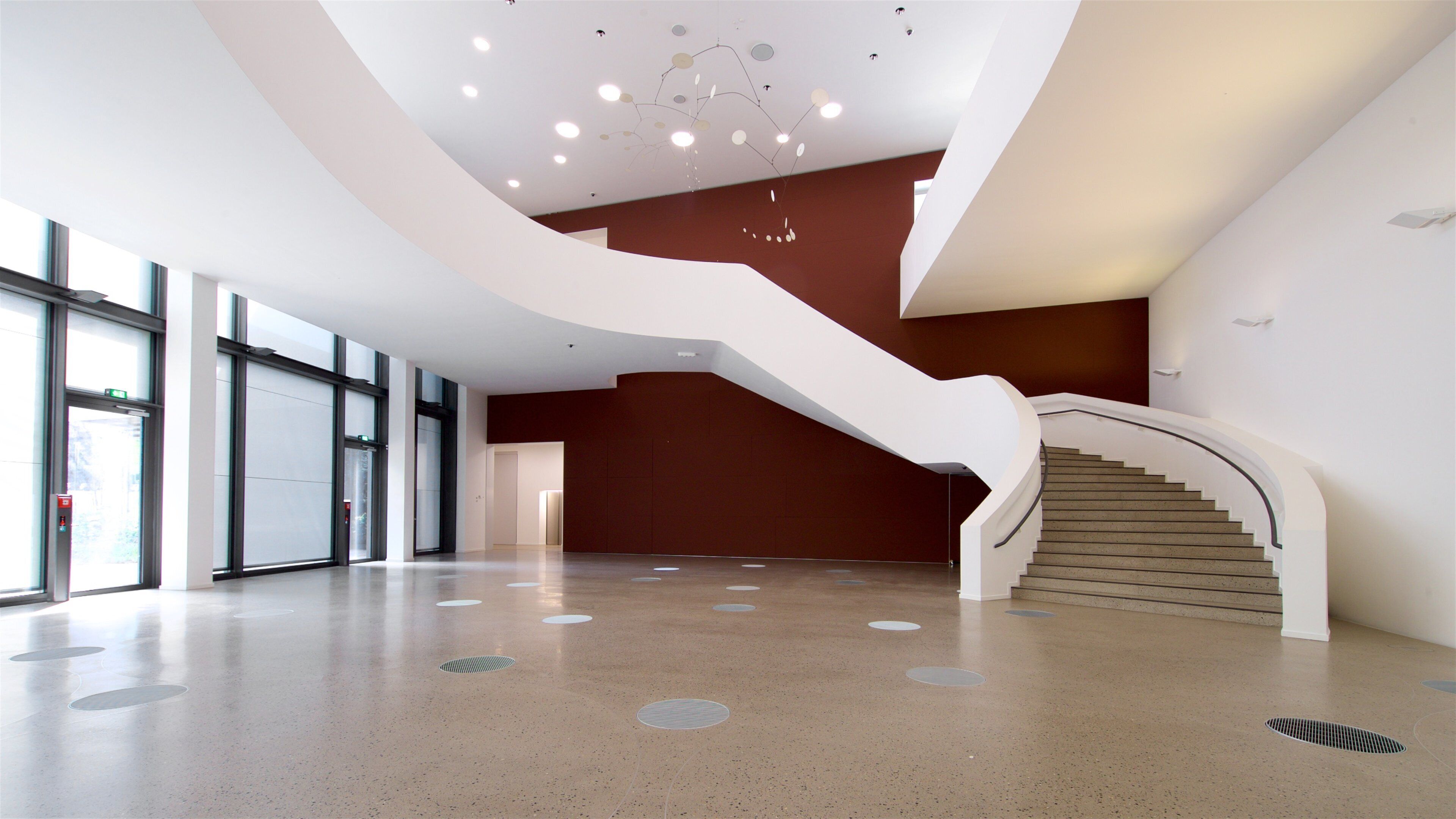 Sprengel Museum som viser innendørs