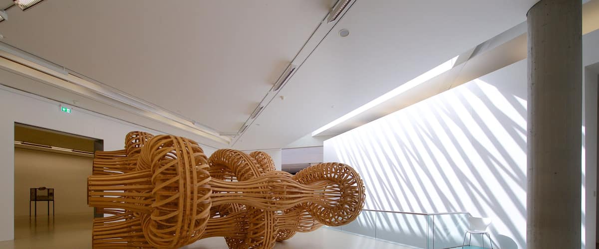 Sprengel Museum showing art and interior views