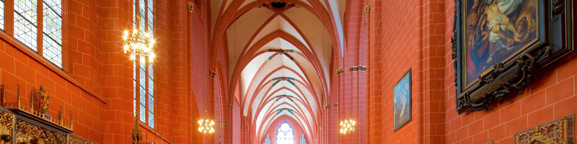 Frankfurt Cathedral which includes art, a church or cathedral and interior views