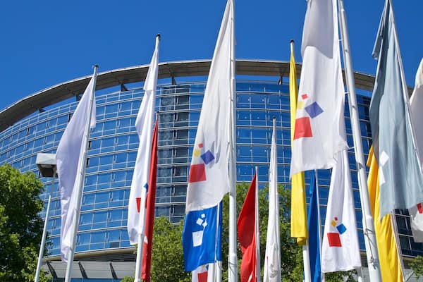 Congress Center Messe Frankfurt which includes modern architecture