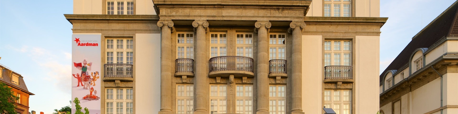 德國電影博物館 其中包括 指示牌, 歷史建築 和 夕陽