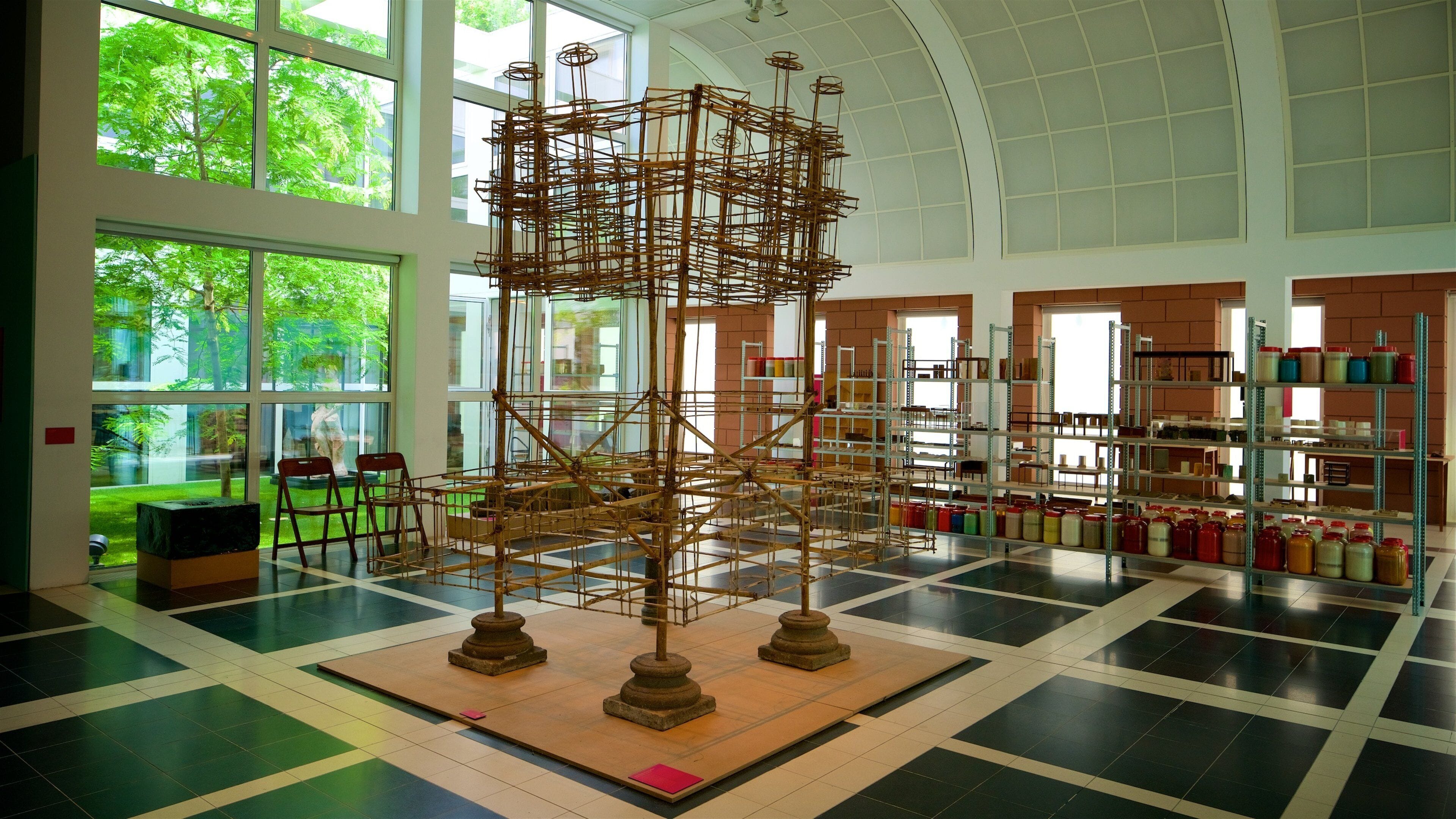 Museo de Arquitectura Alemana que incluye vista interna