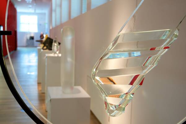 Museum Kunstpalast welches beinhaltet Innenansichten