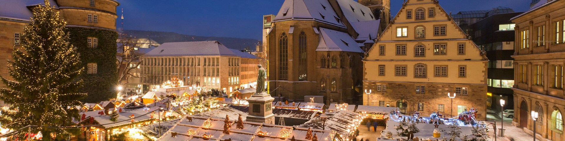 Germany, Baden-WÌÎ_rttemberg, Stuttgart, View of market in christmas at night