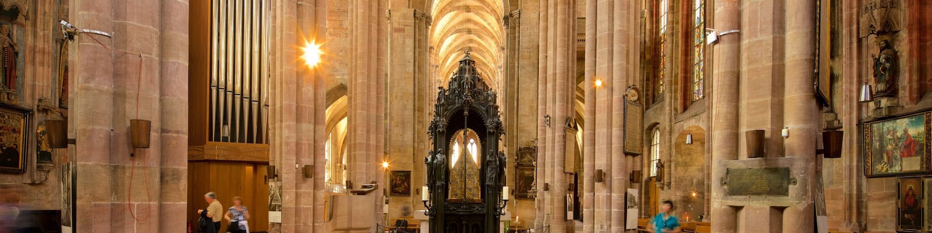 St. Sebaldus Church which includes heritage elements, a church or cathedral and interior views