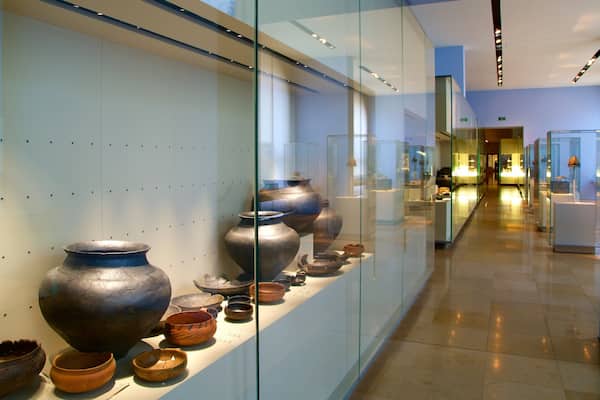 Musée national qui includes vues intérieures et patrimoine historique