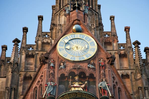 Frauenkirche welches beinhaltet Geschichtliches