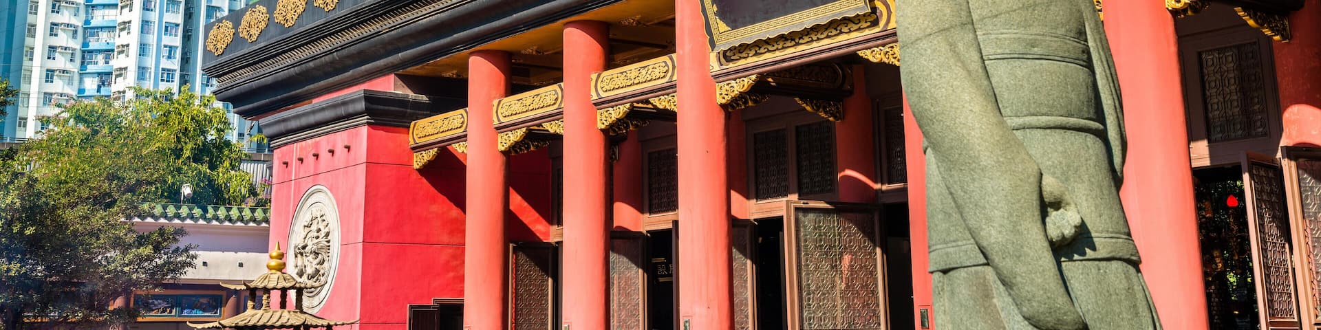 M4YDXJ Che Kung Miu Temple in Hong Kong, China