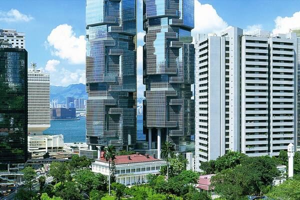 Flagstaff House Museum of Tea Ware showing modern architecture, a city and central business district