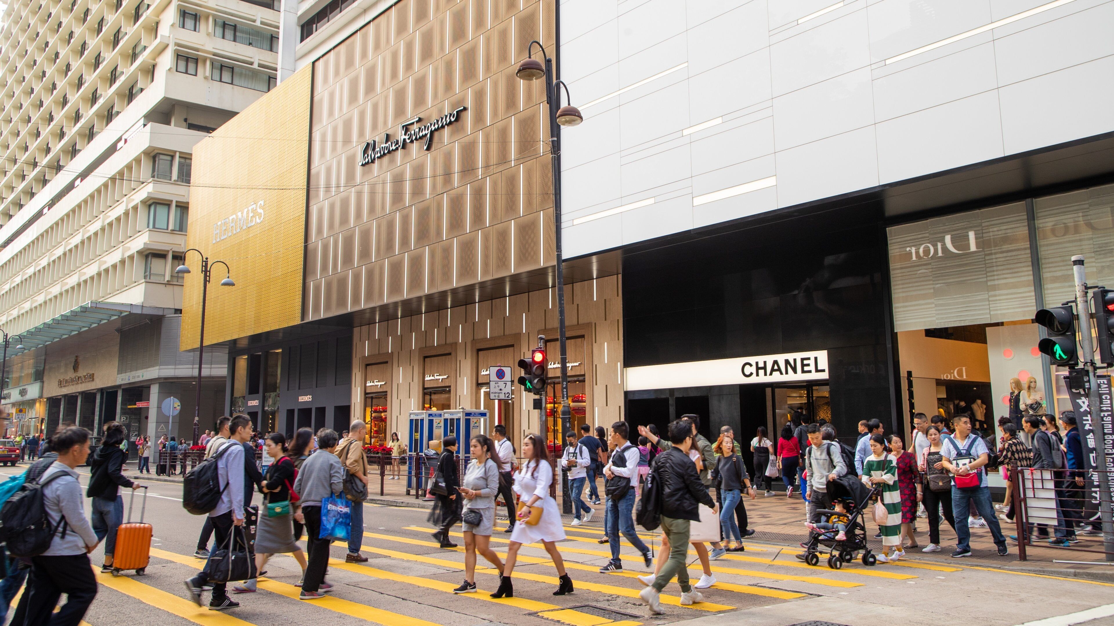 Harbour City showing street scenes and a city