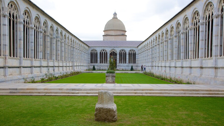 Camposanto featuring heritage architecture