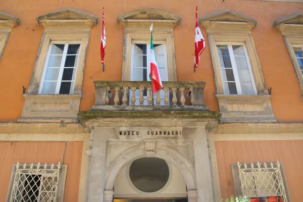 Etruskisches Museum welches beinhaltet historische Architektur