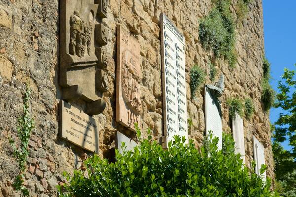 Porta all\'Arco mit einem historische Architektur