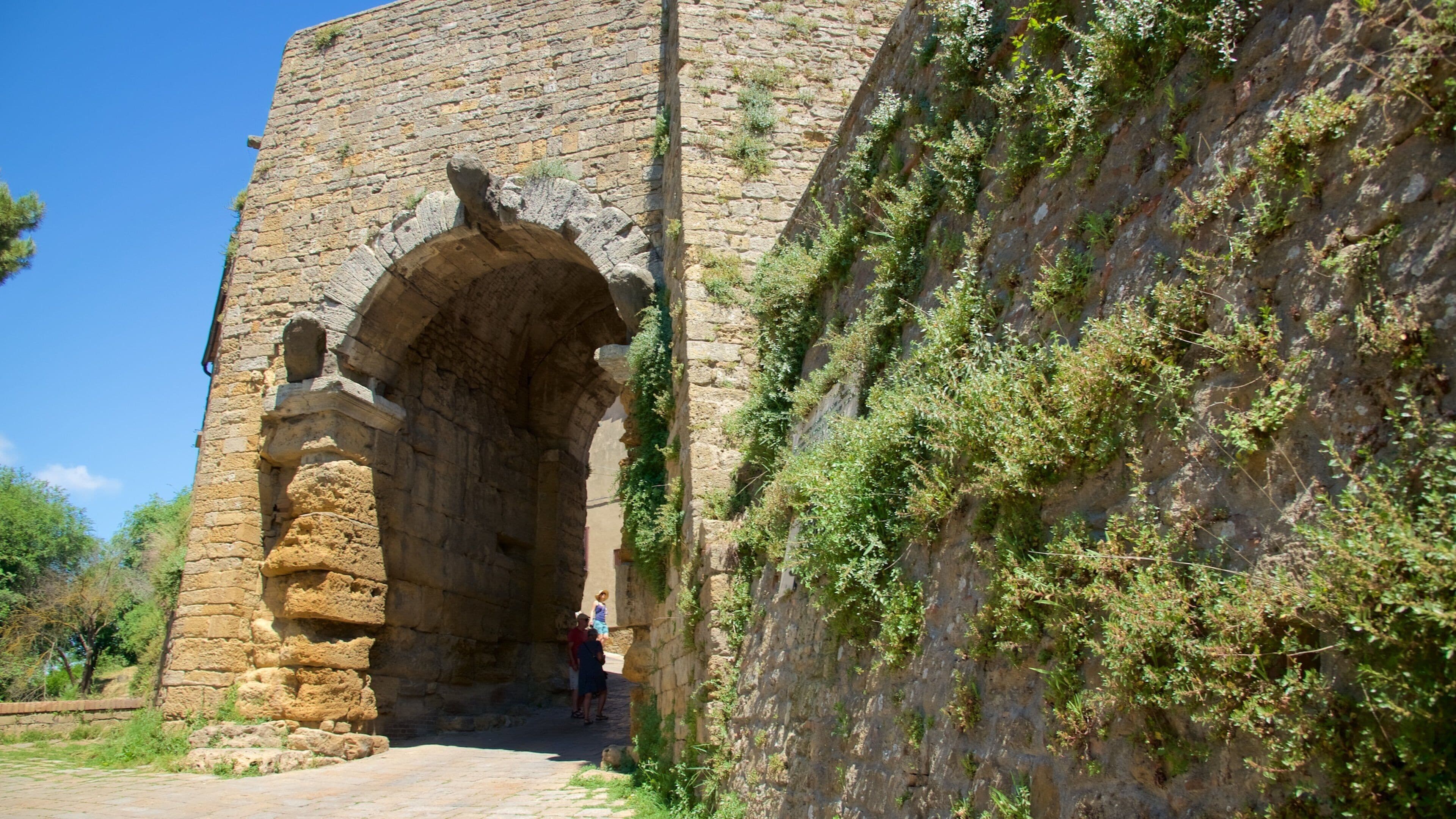 Porta all\'Arco featuring heritage architecture