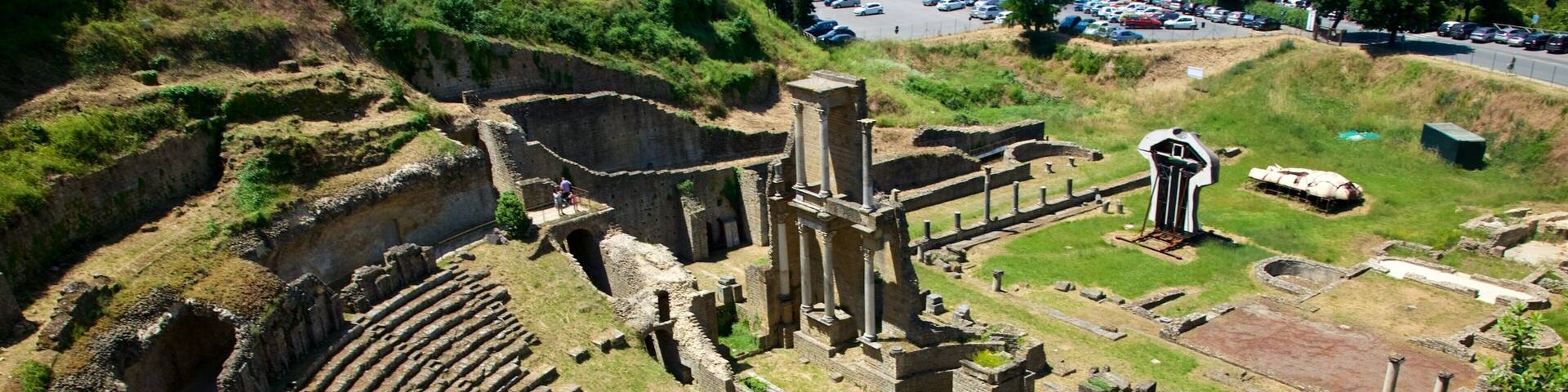 Roman Theatre featuring heritage elements, building ruins and theater scenes