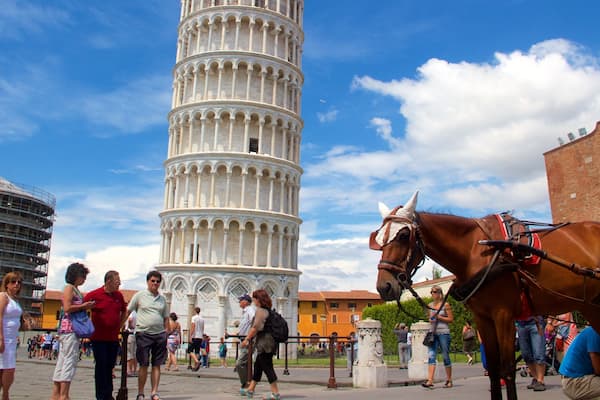 Schiefer Turm das einen Monument, Landtiere und Geschichtliches