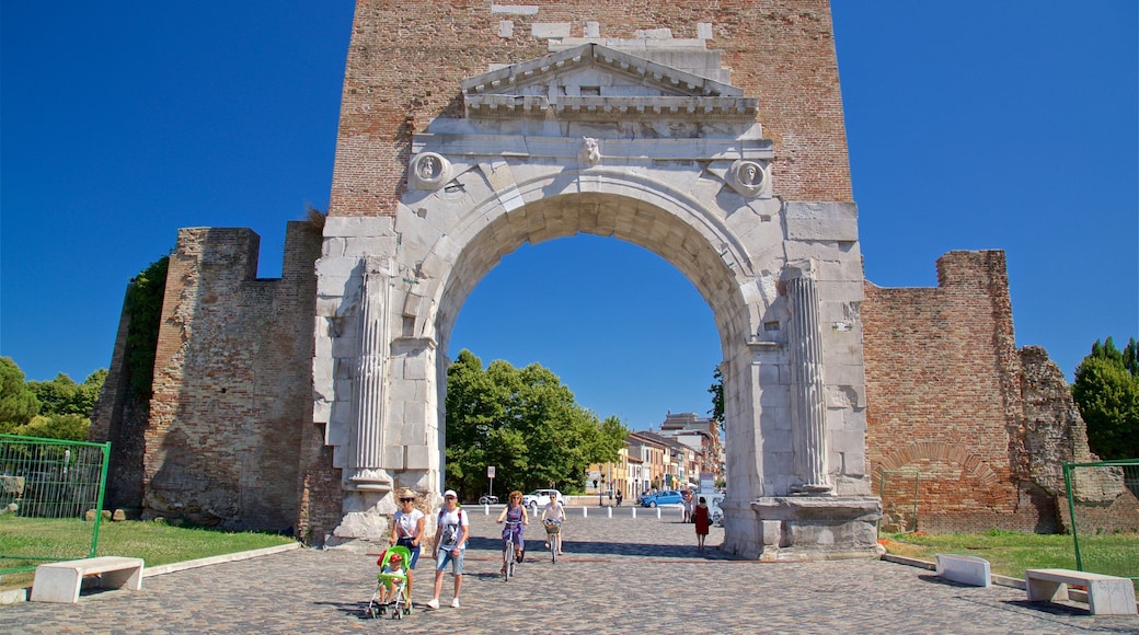 Arco di Augusto