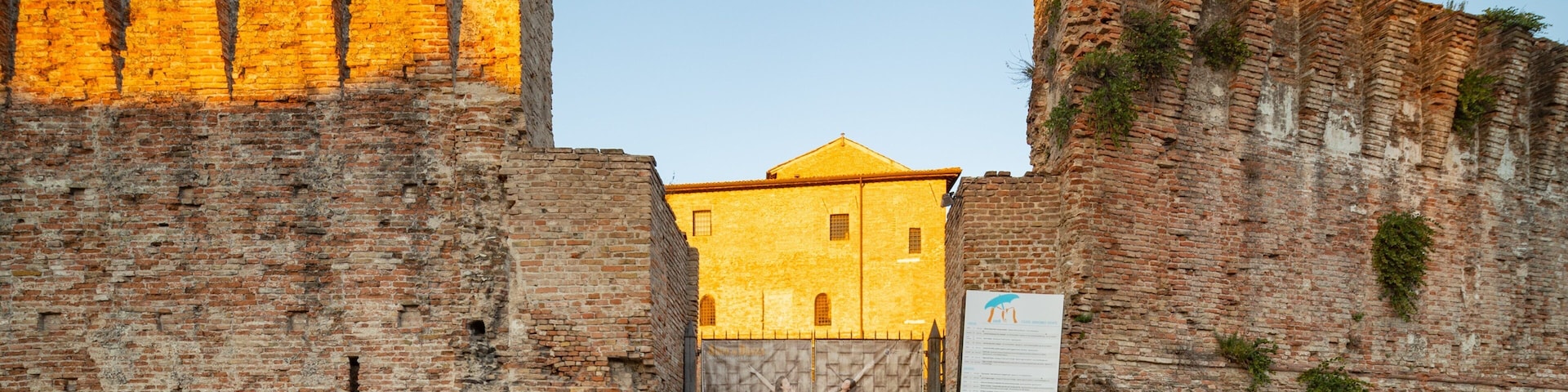 Castel Sismondo which includes heritage architecture