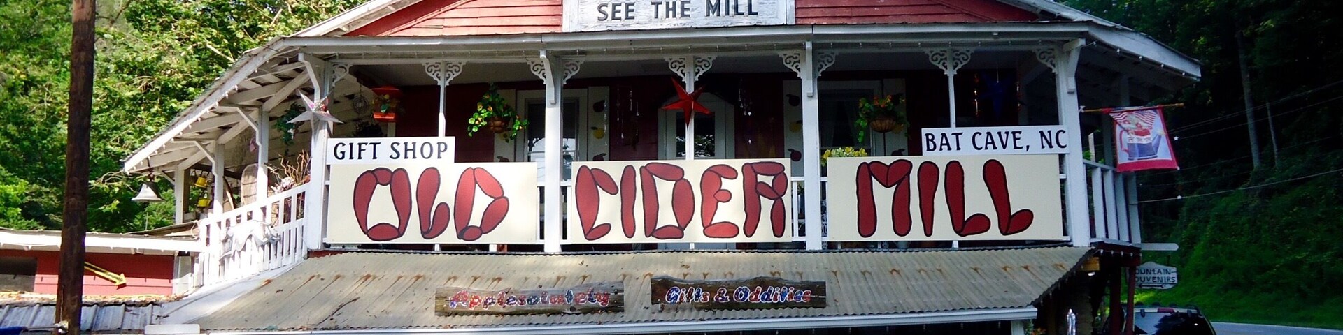 I just love finding these wonderful roadside attractions that are quickly becoming a memory of days gone by!!