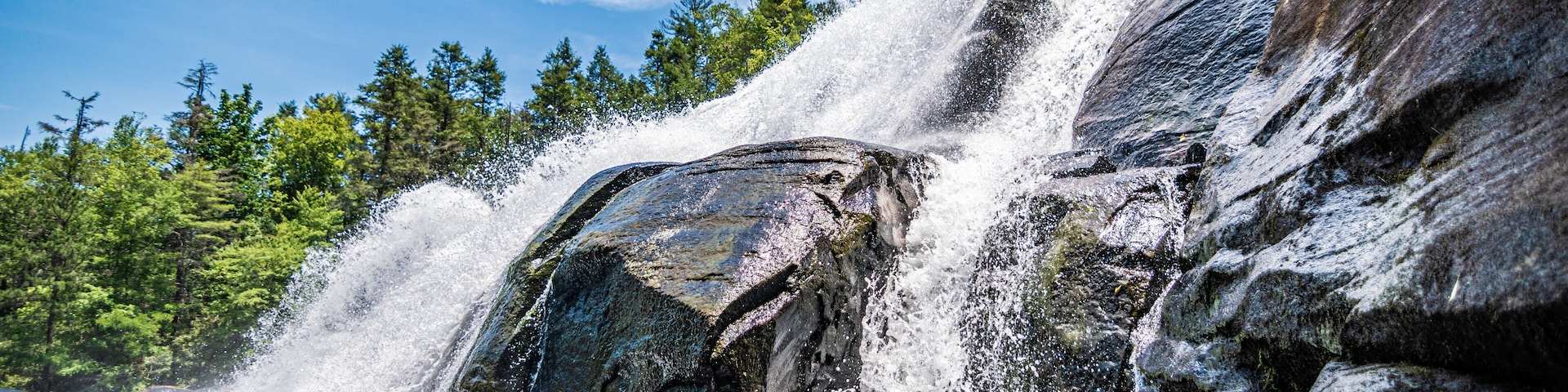 High Falls at Dupont State Park. One of the best falls to visit in Western North Carolina.
#MyBackyard
#highfalls
#dupont
#blueridgemountains
#brevard
#northcarolina
#waterfall
#hiking
#trails