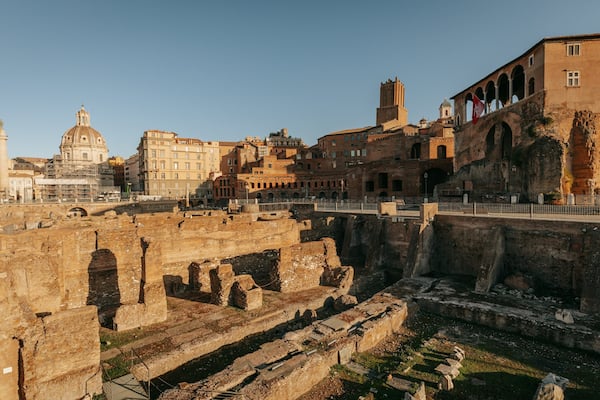 Trajan\'s Forum showing heritage elements and a ruin