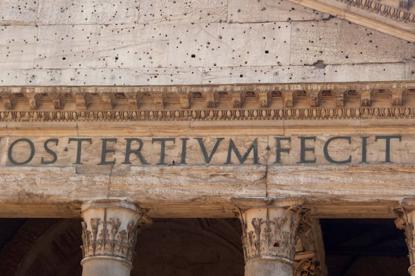 Piazza della Rotonda which includes signage